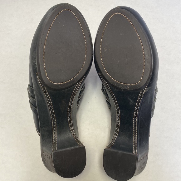 Frye Women’s Black Leather and Wood Mules, Size 7.5 - Picture 5 of 8
